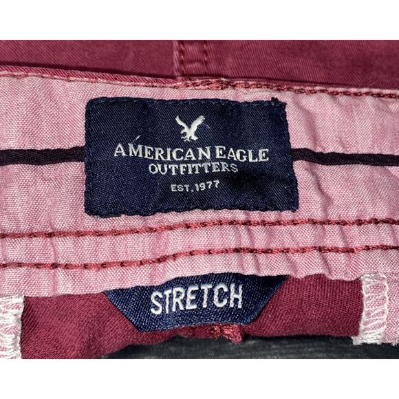 American Eagle Outfitters Shorts Women 4 Red Maroon Stretch Shortie Mid Rise EUC - Picture 3 of 4